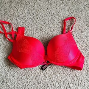 Victoria's Secret Bombshell Plunge Bra